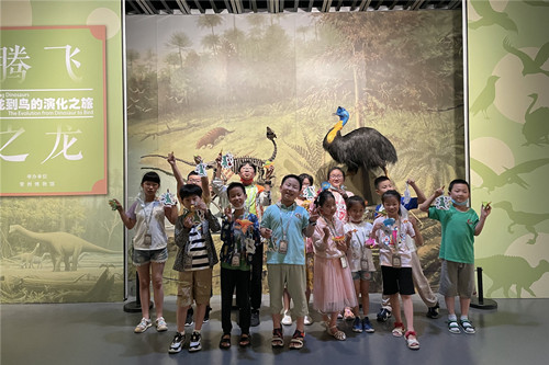 1669874063531786.jpg 03 “龙·鸟”科普夏令营_副本.jpg