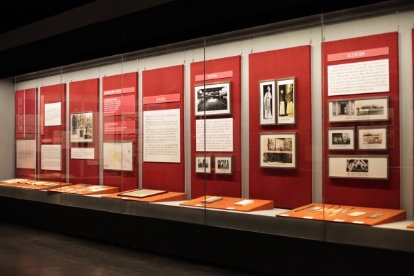 《我国民族企业家的楷模——张謇“实业报国 教育兴邦”特展》3.jpg